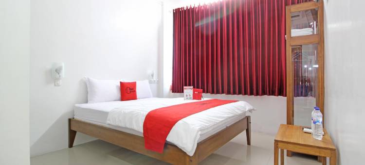 红多兹酒店-塞拉坦加兰灵罗德(RedDoorz @ Jalan Ringroad Selatan)图片