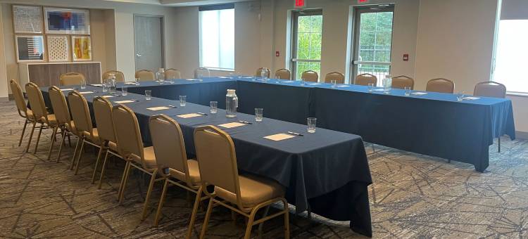 亨茨维尔-马斯科卡智选假日酒店及套房(Holiday Inn Express & Suites HUNTSVILLE - MUSKOKA by IHG)图片
