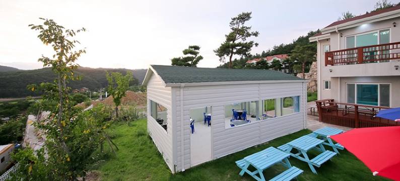 庆州Tohamsanrock度假屋(Gyeongju Tohamsan Rock Bed and Breakfast & Glamping)图片