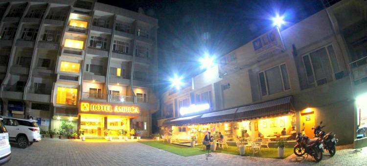 卡特拉安比卡酒店(Hotel Ambica Katra)图片