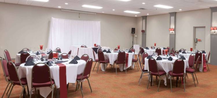 新伊比利亚温德姆华美达酒店(Ramada by Wyndham New Iberia)图片