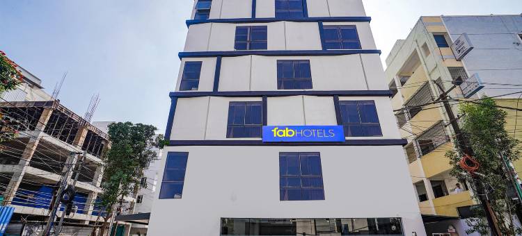 Fabhotel Prime Cloud 5工作室(FabHotel Prime Cloud 5 Studios)图片