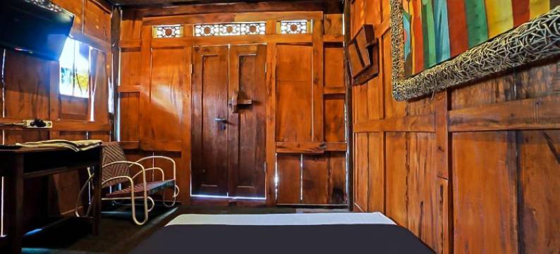 姆巴隆山谷度假村-红门酒店合作-近新格萨丽收费站出口(Lembah Mbalong Resort Mitra RedDoorz Near Exit Tol Singosari)图片