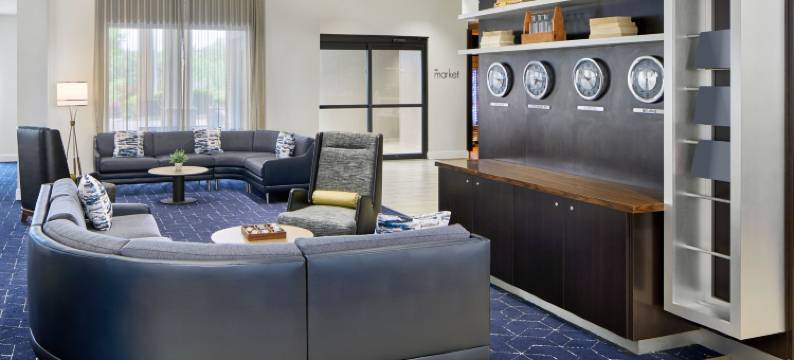 亚特兰大东北德卢斯舒格洛夫万豪万怡酒店(Courtyard Atlanta NE/Duluth Sugarloaf)图片