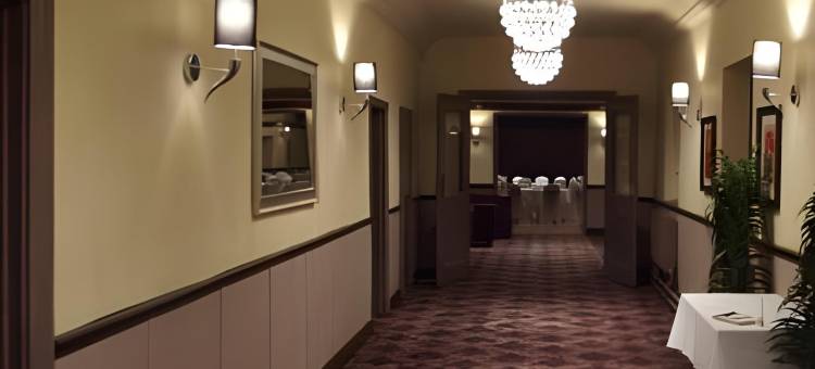 渡鸦酒店(The Raven Hotel)图片
