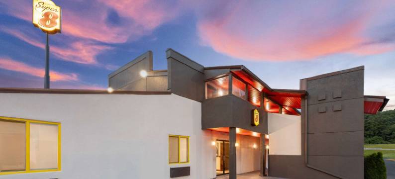 布里奇波特速8酒店(Super 8 by Wyndham Bridgeport/Clarksburg Area)图片