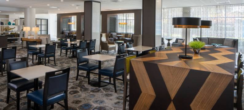 迈阿密珊瑚阁万怡酒店(Courtyard Miami Coral Gables)图片