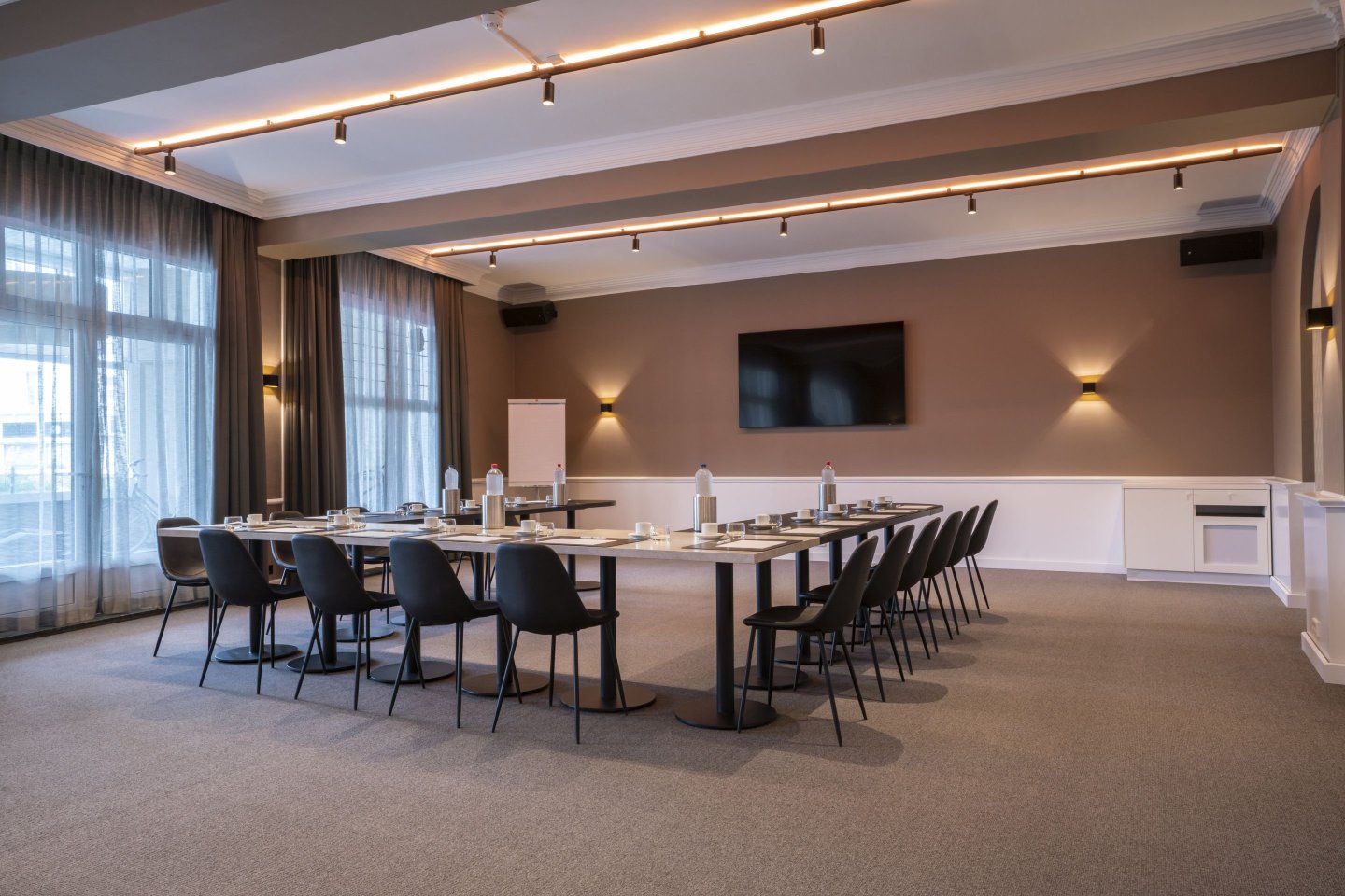 Hampshire Hotel – Voncken Valkenburg Over view