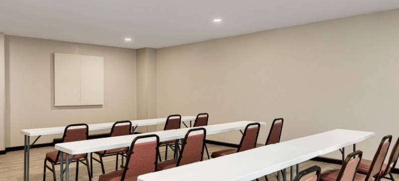 希尔斯伯勒戴斯酒店(Days Inn by Wyndham Hillsboro)图片