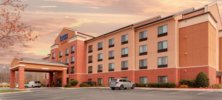 夏洛特马修斯万豪万枫酒店(Fairfield Inn & Suites Charlotte Matthews)图片