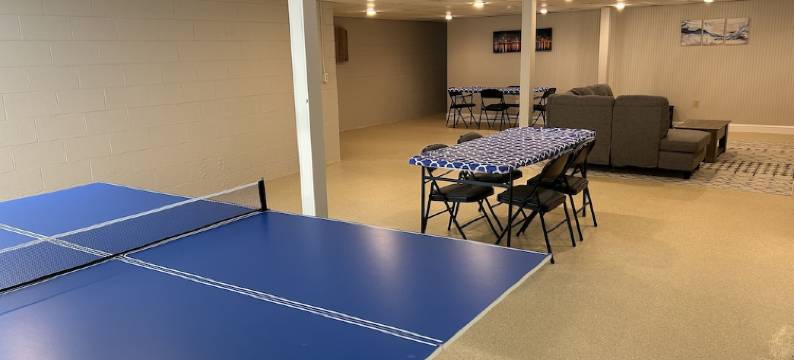 Hidden Oasis Lake House Hickory图片