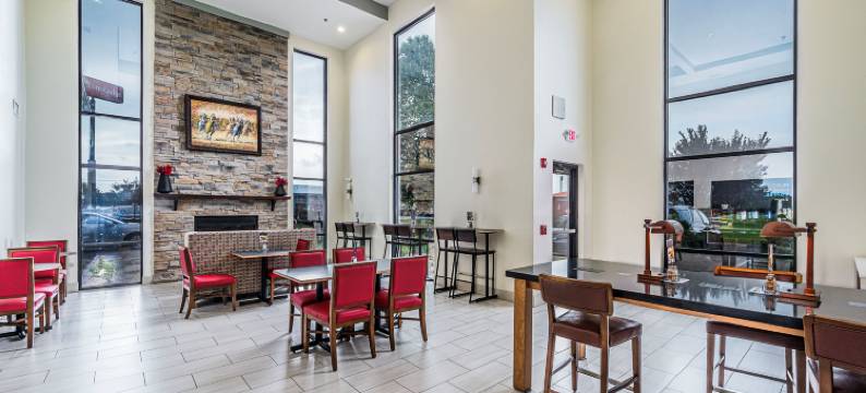 智选假日套房酒店富兰克林(Holiday Inn Express & Suites FRANKLIN by IHG)图片