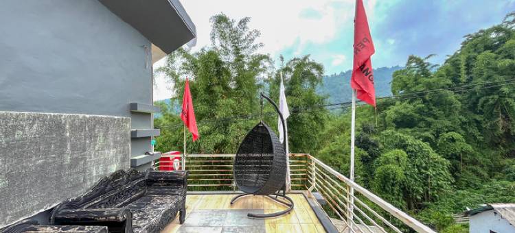 布罗莫之家红伙伴酒店(Rumah Bromo RedPartner)图片