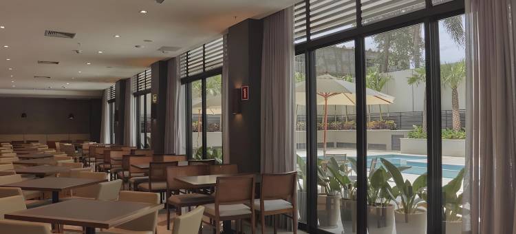 JL 酒店 - 波旁(JL Hotel by Bourbon)图片