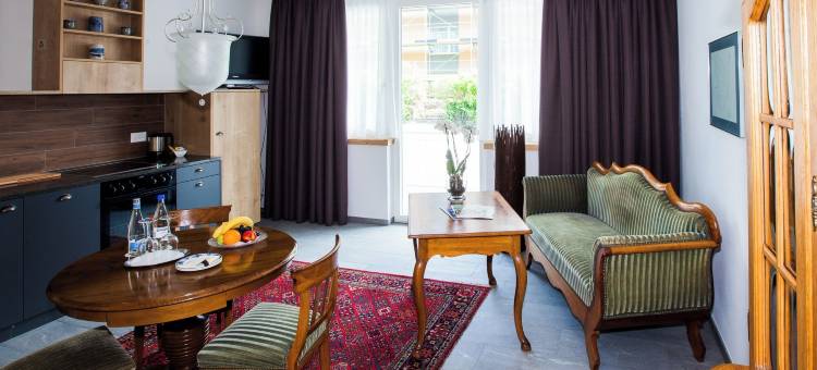 卡尔顿-欧洲复古酒店(仅限成人客人)(Carlton-Europe Vintage Adults Hotel)图片