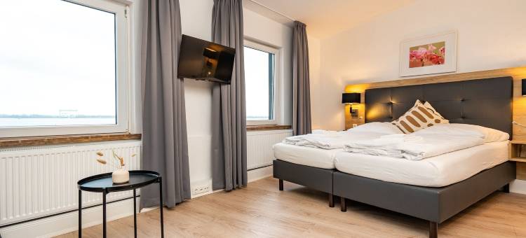 布兰肯尼斯海滨别墅(Strandhaus Blankenese)图片