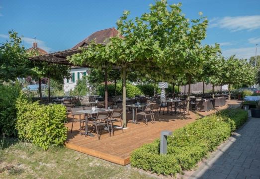 Villa Behr Hotel Overview