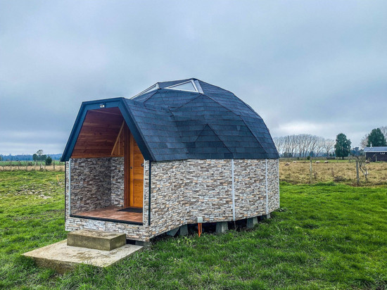 多莫斯弗鲁蒂利亚尔