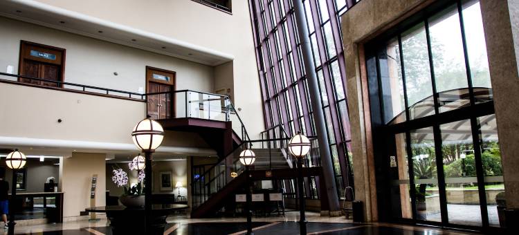 圣若泽多斯坎普斯峰会服务公寓(Summit Flat Service)图片