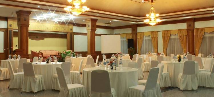 格列希克 1 号撒普塔纳瓦度假村(Sapta Nawa Resort 1 Gresik)图片