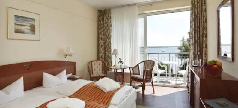 施罗斯克林可酒店(Seehotel Schloss Klink)图片