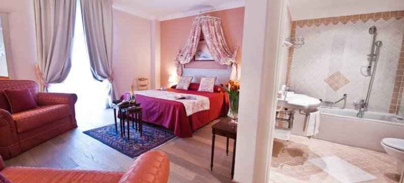 奥斯图尼宫酒店小酒馆及 SPA(Ostuni Palace - Hotel Bistrot & Spa)图片