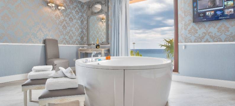 滨海度假及Spa酒店(Marina Holiday & Spa)图片