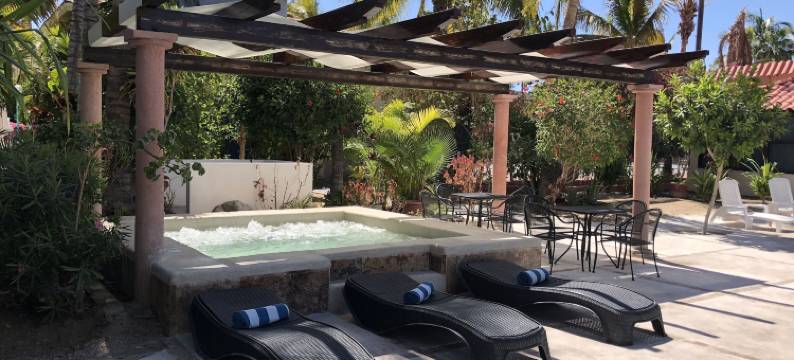 海洋水滨酒店(The Westmarine Waterfront Hotel)图片