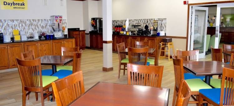 戴斯套房酒店-塔克/北湖(Days Inn & Suites by Wyndham Tucker/Northlake)图片