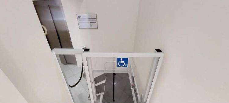 穆里略套房酒店(Suites Murillo Alcazar)图片