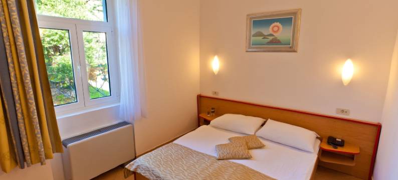 塔马里斯别墅 - 德拉兹卡度假村酒店(Villa Tamaris - Hotel Resort Dražica)图片