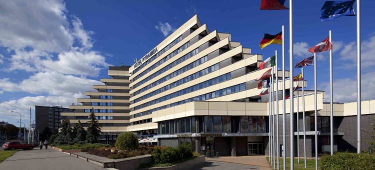 布拉格城堡金字塔OREA酒店(Orea Hotel Pyramida Praha)图片