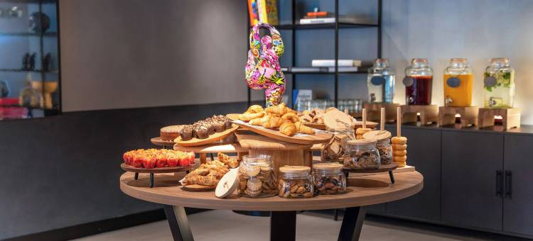 英赛德由Meliá酒店管理马德里瓦尔德贝巴斯(Innside Madrid Valdebebas)图片