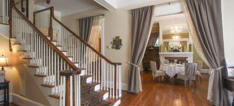 伯克庄园旅馆＆凉亭(Burke Manor Inn & Pavilion)图片