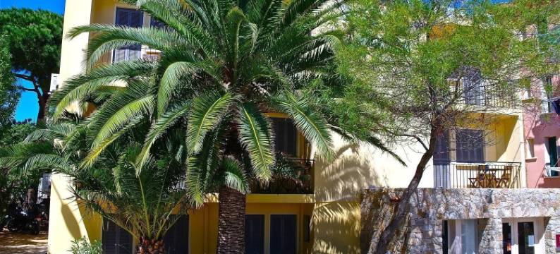 雷格丽朗酒店(Hôtel le Grillon)图片