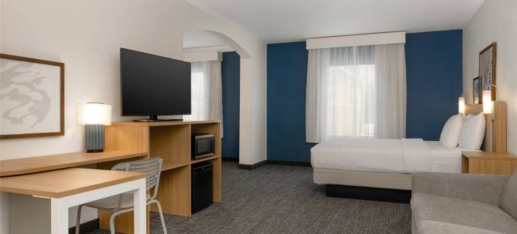 Spark by Hilton Rahway图片