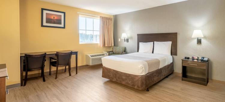 郊区开放式客房 - 近勒琼营地(Suburban Studios Near Camp Lejeune)图片