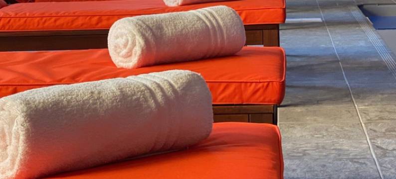 酒店SPA Piscine le Petit Castel(Hôtel-Spa-Piscine le Petit Castel Beuzeville-Honfleur)图片