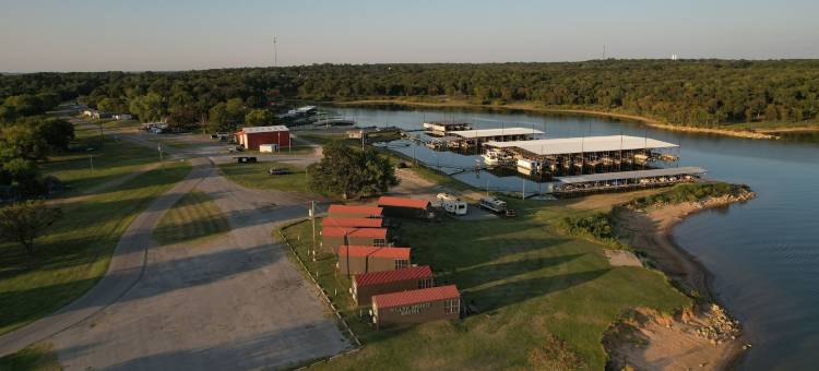 柳柳泉码头(Willow Springs Marina)图片