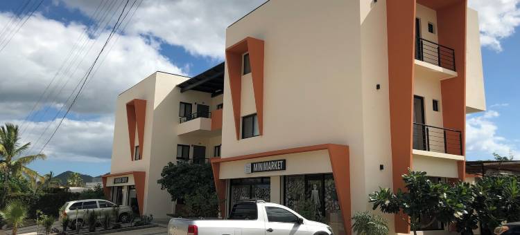 萨尔瓦多·洛合台广场业和套房(Suites Lomboy & Plaza)图片