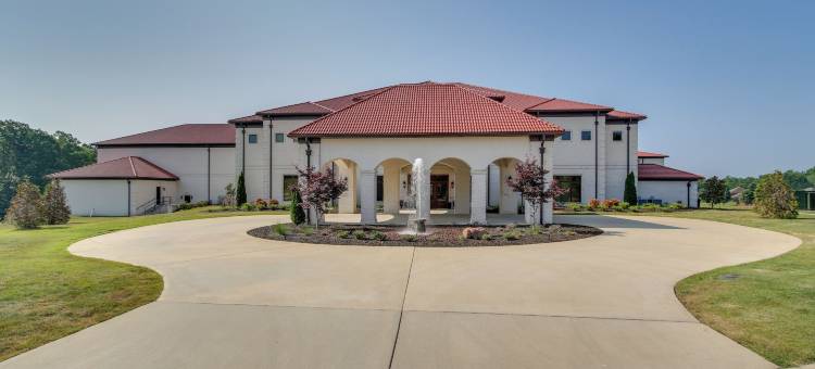 游泳，高尔夫&保龄球 - 洛雷托度假租赁公寓！(Swim, Golf & Bowl - Loretto Vacation Rental Apt!)图片