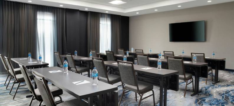 达拉斯南部迪索托万枫酒店及套房(Fairfield Inn & Suites DeSoto Dallas South)图片