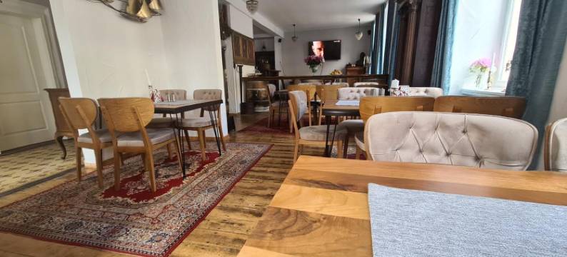 科赫姆奥斯特里亚德维诺酒店(Hotel Osteria Del Vino Cochem)图片