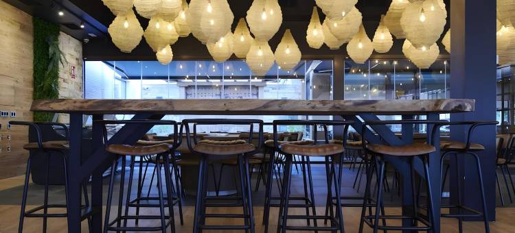 安萨雷斯酒店(Ansares Hotel)图片