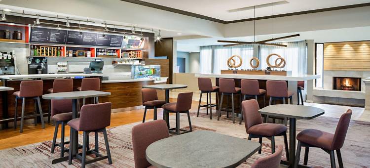 达拉斯阿林顿/娱乐区万怡酒店(Courtyard Dallas Arlington/Entertainment District)图片