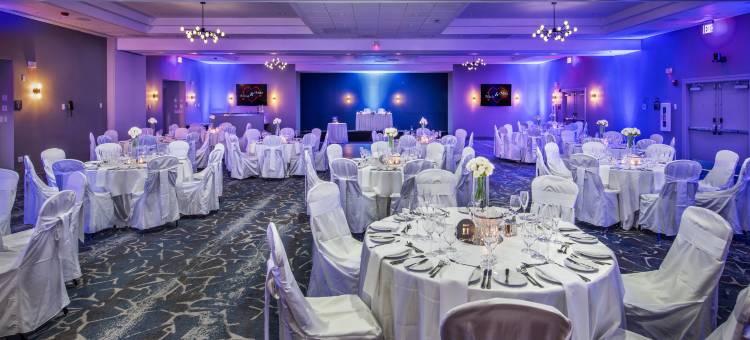 克兰伯里门罗镇希尔顿逸林酒店及度假村(DoubleTree by Hilton Monroe Township Cranbury)图片