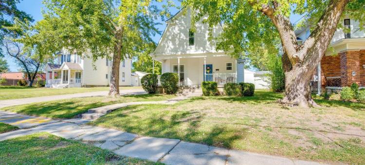 沃伦斯堡之家，靠近市中心！(Warrensburg Home, Close to Downtown!)图片