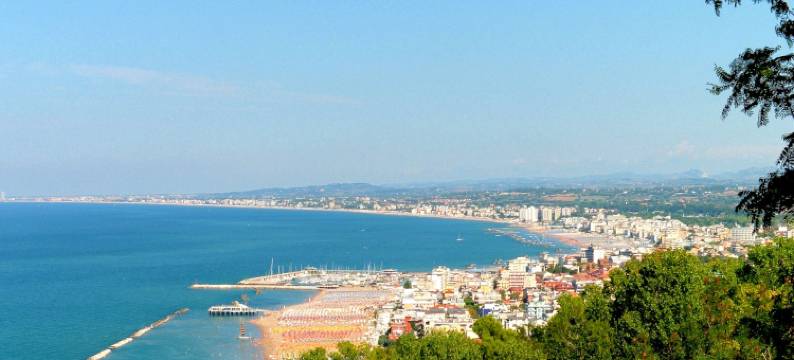 Grand Villa in Tavullia图片