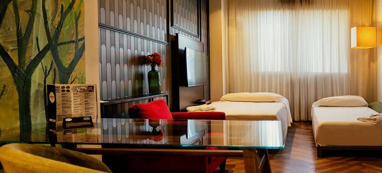 塞维利亚·阿尔加拉菲住宿(Vértice Sevilla Aljarafe)图片