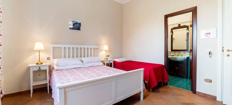 Villa with Pool Near Paestum图片